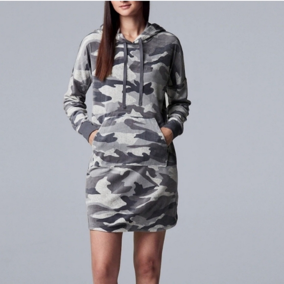 Simply Vera Vera Wang Other - 🍒NWT🍒 SIMPLY VERA WANG HOODED SLEEP SHIRT